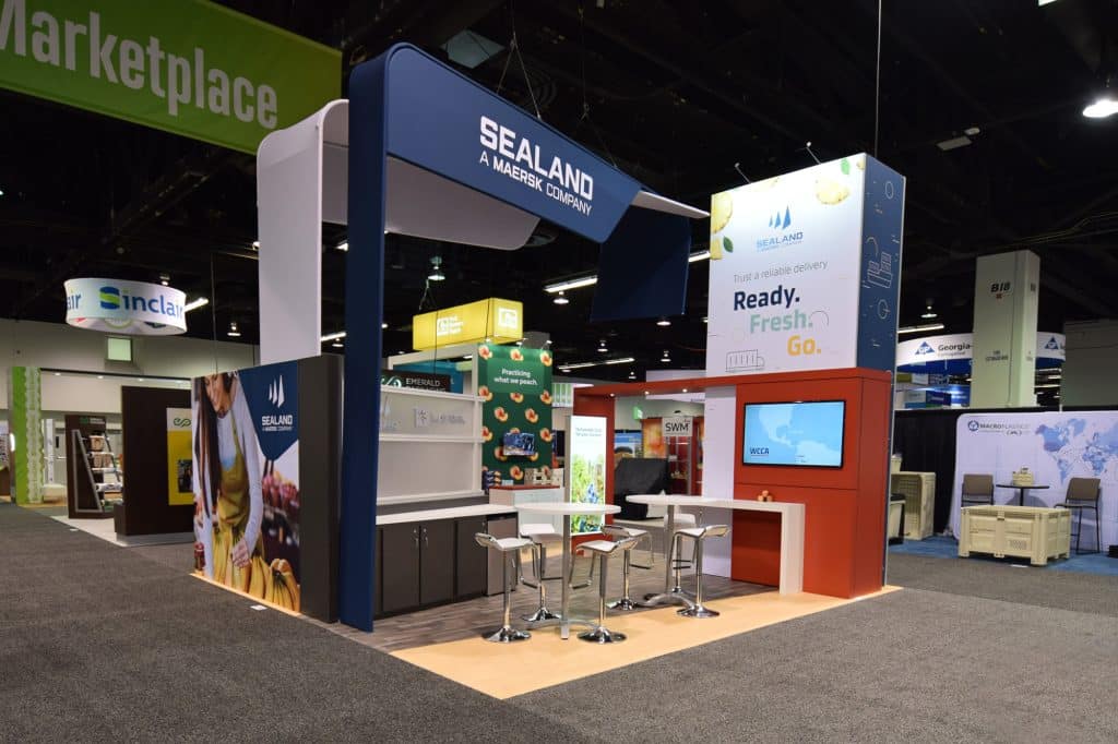 custom tradeshow exhibit